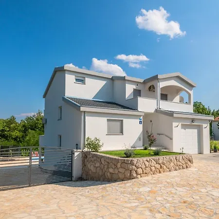 Dalmatina Villa Podbablje
