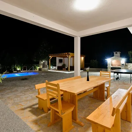 Dalmatina Villa